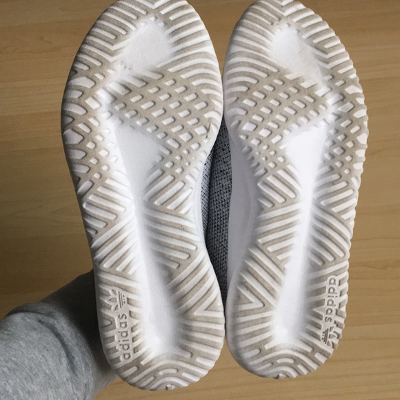 Adidas - Tennis Shoes - Picture 4 of 5